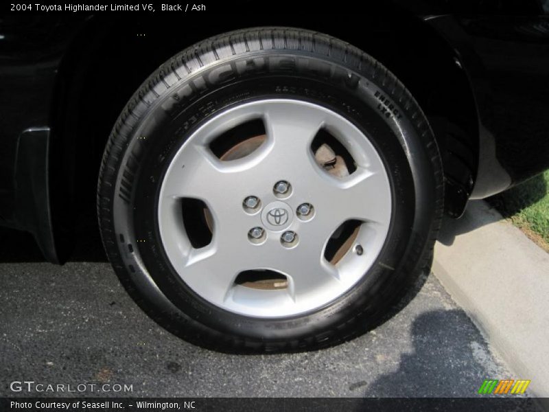 Black / Ash 2004 Toyota Highlander Limited V6