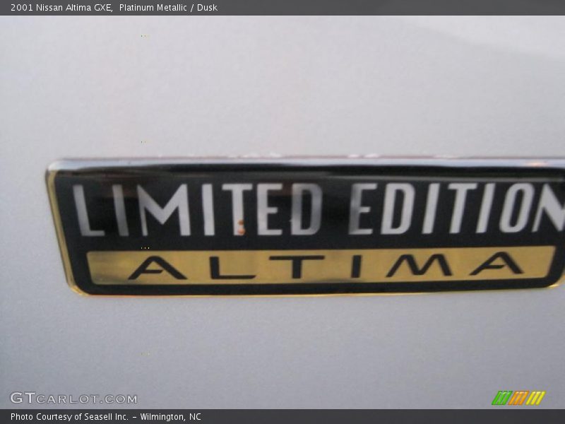 Platinum Metallic / Dusk 2001 Nissan Altima GXE