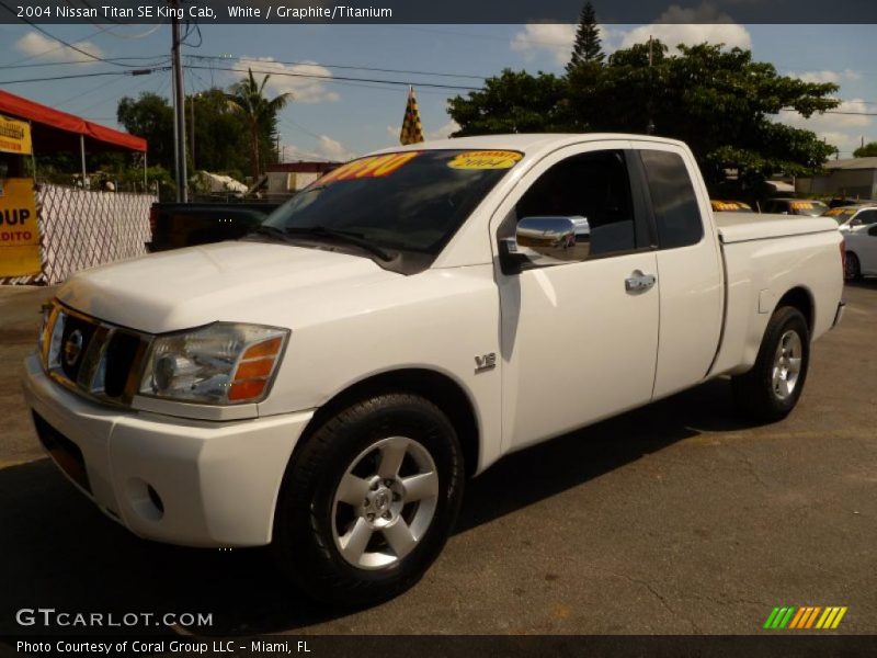White / Graphite/Titanium 2004 Nissan Titan SE King Cab