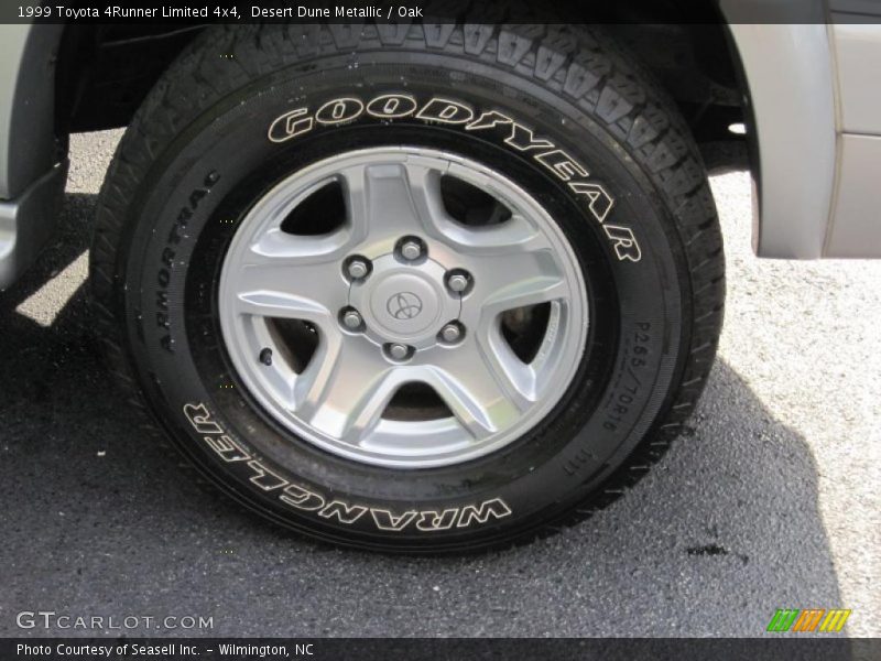 Desert Dune Metallic / Oak 1999 Toyota 4Runner Limited 4x4