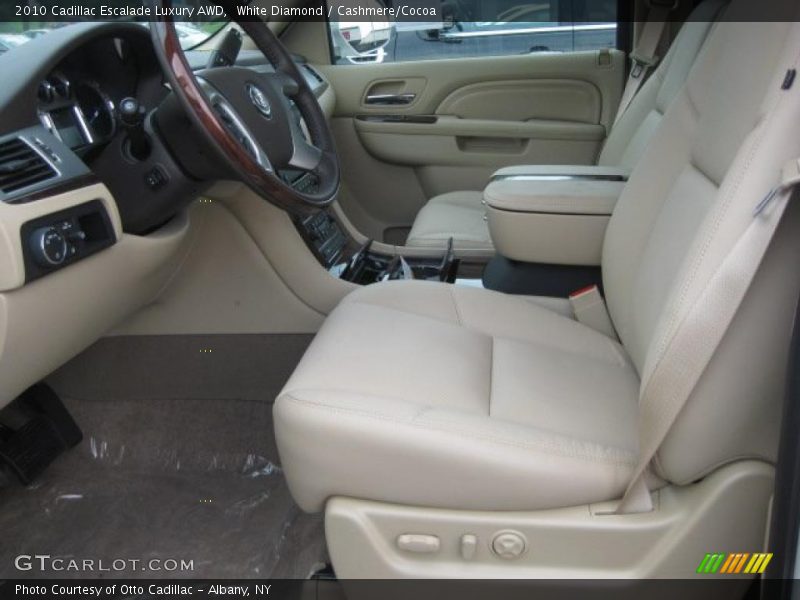 White Diamond / Cashmere/Cocoa 2010 Cadillac Escalade Luxury AWD