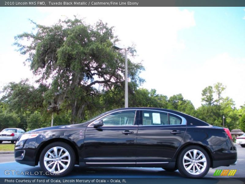 Tuxedo Black Metallic / Cashmere/Fine Line Ebony 2010 Lincoln MKS FWD