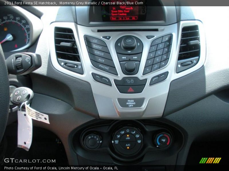 Monterey Grey Metallic / Charcoal Black/Blue Cloth 2011 Ford Fiesta SE Hatchback