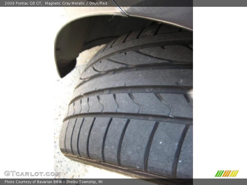 Magnetic Gray Metallic / Onyx/Red 2009 Pontiac G8 GT