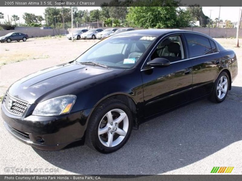Super Black / Charcoal 2005 Nissan Altima 3.5 SE