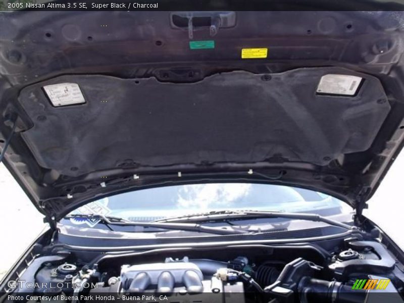 Super Black / Charcoal 2005 Nissan Altima 3.5 SE