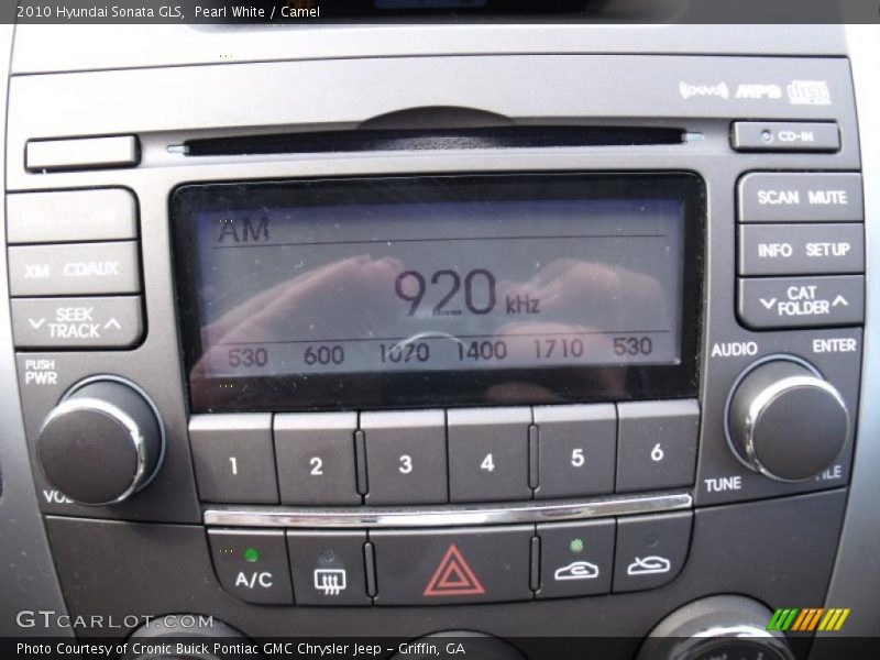 Pearl White / Camel 2010 Hyundai Sonata GLS