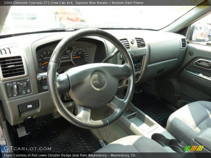 Superior Blue Metallic / Medium Dark Pewter 2005 Chevrolet Colorado Z71 Crew Cab 4x4