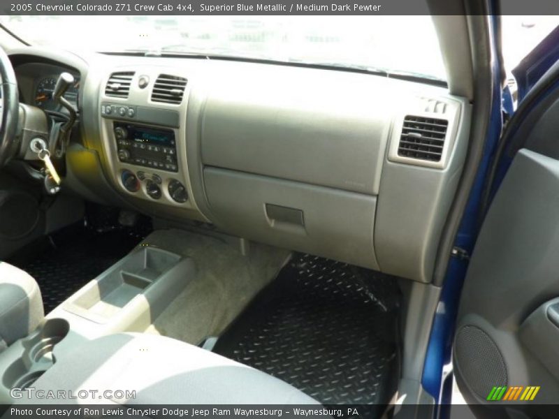 Superior Blue Metallic / Medium Dark Pewter 2005 Chevrolet Colorado Z71 Crew Cab 4x4