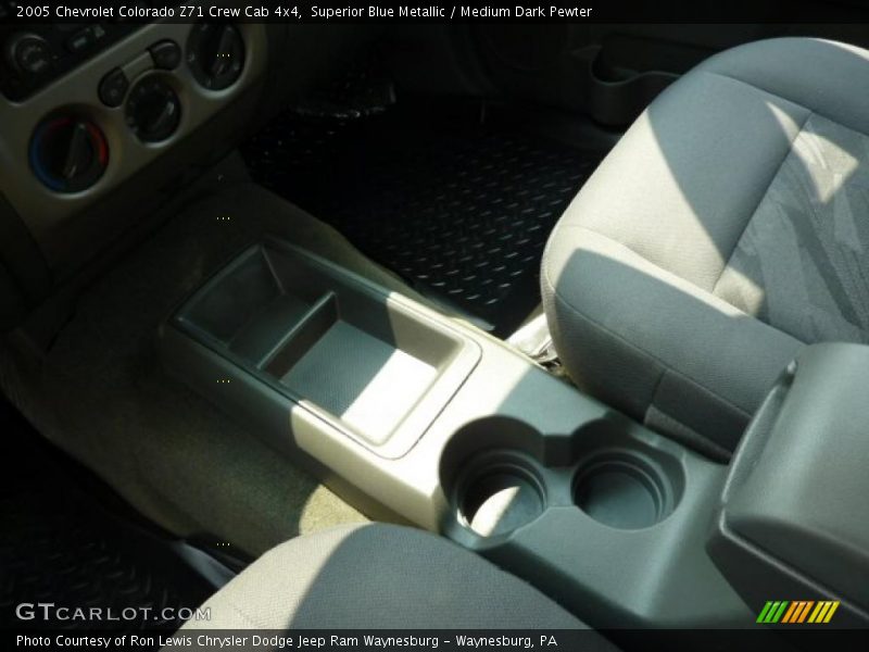 Superior Blue Metallic / Medium Dark Pewter 2005 Chevrolet Colorado Z71 Crew Cab 4x4