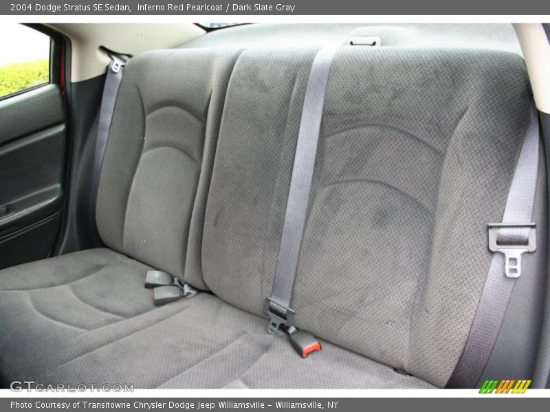 Inferno Red Pearlcoat / Dark Slate Gray 2004 Dodge Stratus SE Sedan