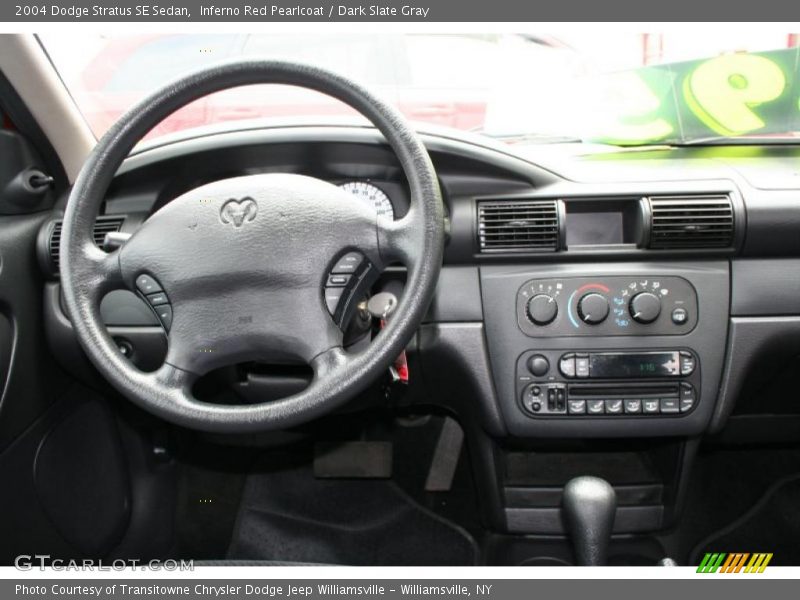 Inferno Red Pearlcoat / Dark Slate Gray 2004 Dodge Stratus SE Sedan