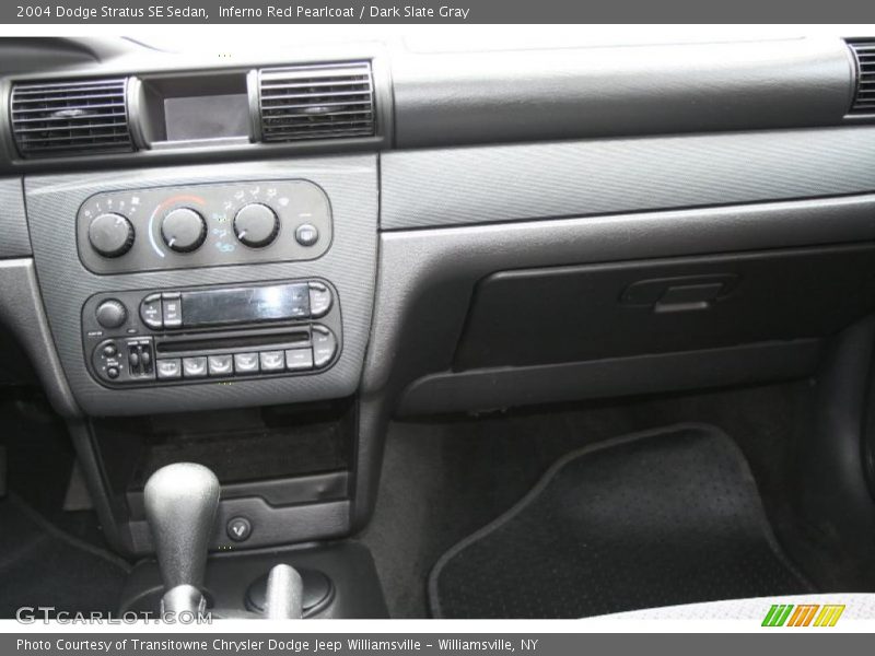 Inferno Red Pearlcoat / Dark Slate Gray 2004 Dodge Stratus SE Sedan