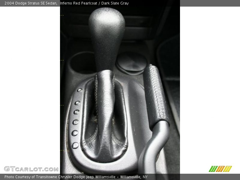 Inferno Red Pearlcoat / Dark Slate Gray 2004 Dodge Stratus SE Sedan