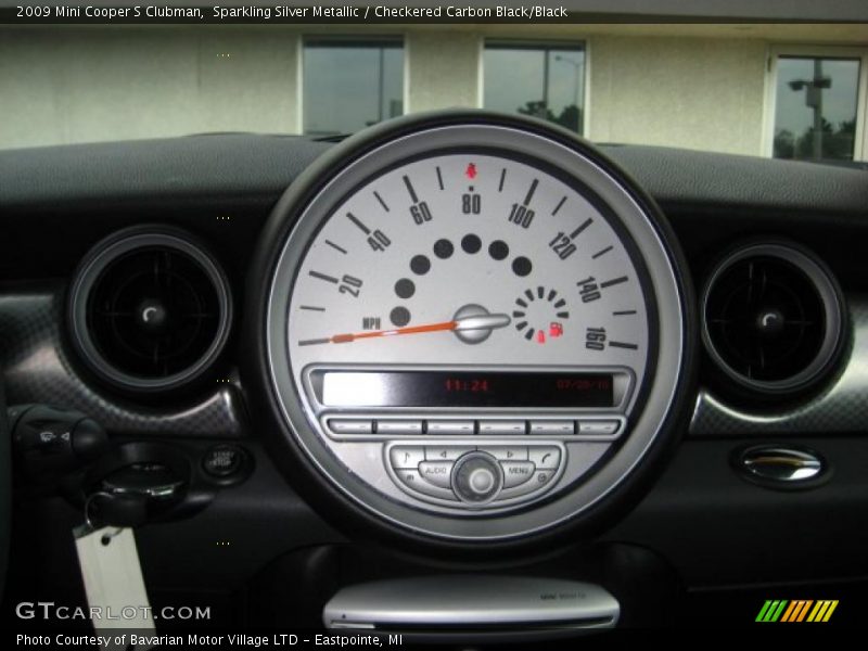 Sparkling Silver Metallic / Checkered Carbon Black/Black 2009 Mini Cooper S Clubman