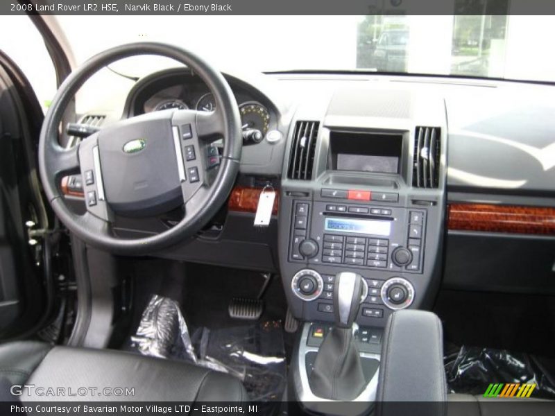 Narvik Black / Ebony Black 2008 Land Rover LR2 HSE