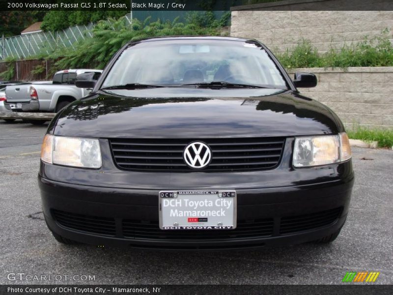 Black Magic / Grey 2000 Volkswagen Passat GLS 1.8T Sedan