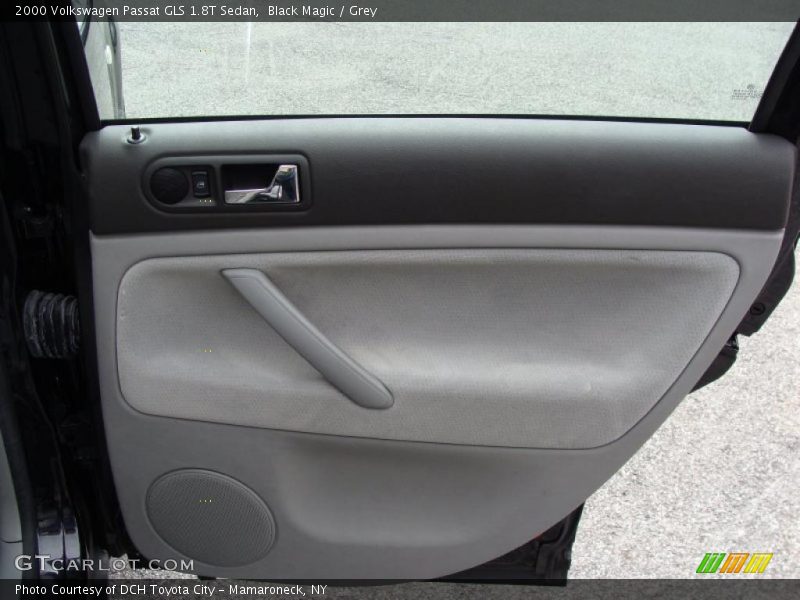 Black Magic / Grey 2000 Volkswagen Passat GLS 1.8T Sedan