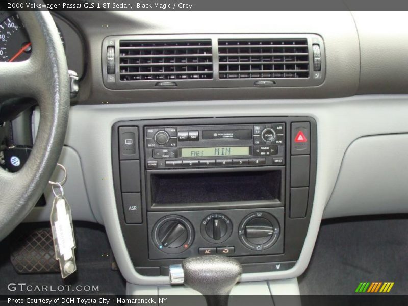 Black Magic / Grey 2000 Volkswagen Passat GLS 1.8T Sedan