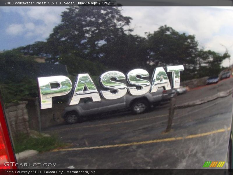 Black Magic / Grey 2000 Volkswagen Passat GLS 1.8T Sedan