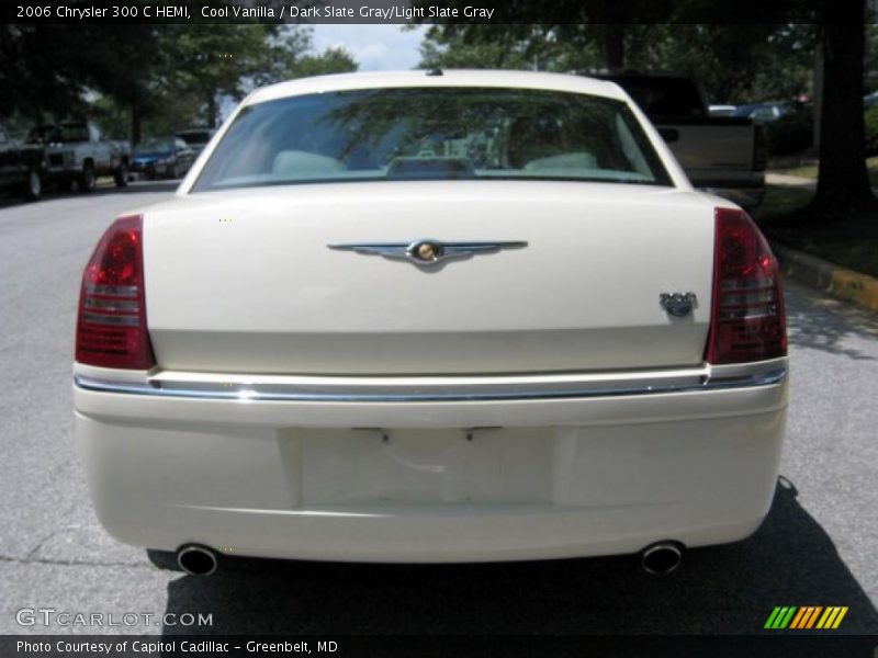 Cool Vanilla / Dark Slate Gray/Light Slate Gray 2006 Chrysler 300 C HEMI