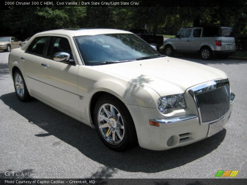 Cool Vanilla / Dark Slate Gray/Light Slate Gray 2006 Chrysler 300 C HEMI