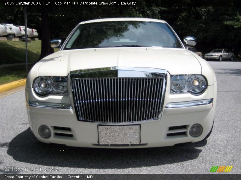 Cool Vanilla / Dark Slate Gray/Light Slate Gray 2006 Chrysler 300 C HEMI