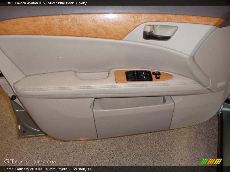 Silver Pine Pearl / Ivory 2007 Toyota Avalon XLS