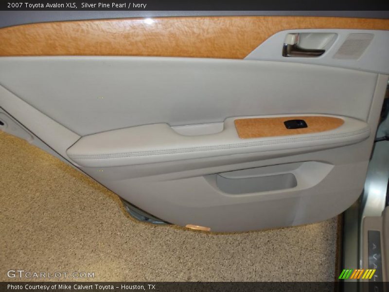 Silver Pine Pearl / Ivory 2007 Toyota Avalon XLS