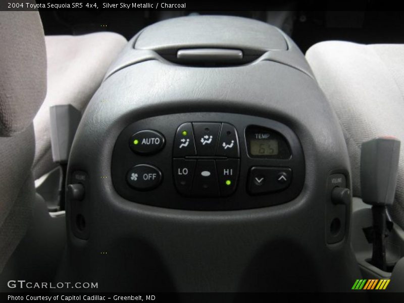 Silver Sky Metallic / Charcoal 2004 Toyota Sequoia SR5 4x4
