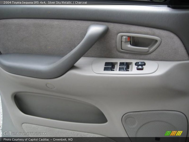 Silver Sky Metallic / Charcoal 2004 Toyota Sequoia SR5 4x4