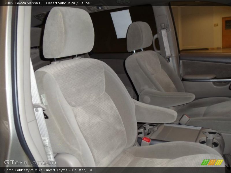Desert Sand Mica / Taupe 2009 Toyota Sienna LE