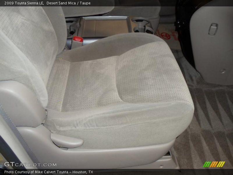 Desert Sand Mica / Taupe 2009 Toyota Sienna LE
