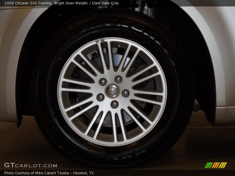 Bright Silver Metallic / Dark Slate Gray 2009 Chrysler 300 Touring