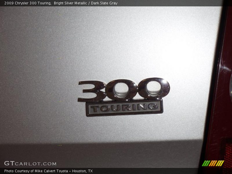 Bright Silver Metallic / Dark Slate Gray 2009 Chrysler 300 Touring