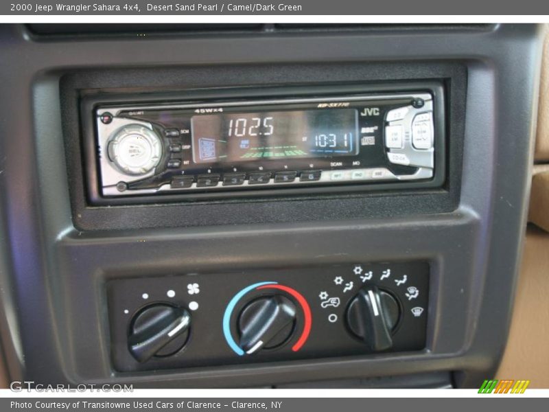 Desert Sand Pearl / Camel/Dark Green 2000 Jeep Wrangler Sahara 4x4