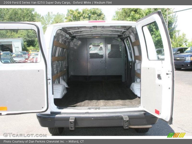 Oxford White / Medium Flint 2009 Ford E Series Van E250 Super Duty Cargo