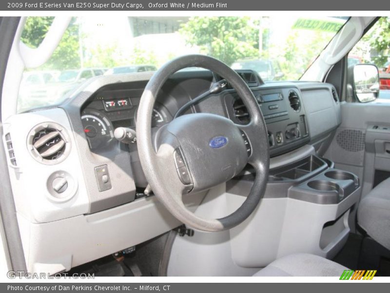 Oxford White / Medium Flint 2009 Ford E Series Van E250 Super Duty Cargo