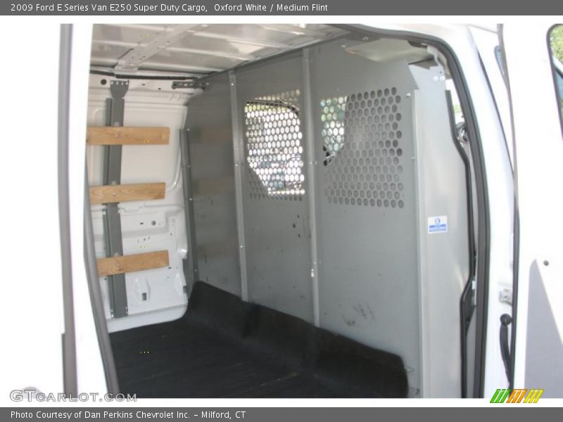 Oxford White / Medium Flint 2009 Ford E Series Van E250 Super Duty Cargo