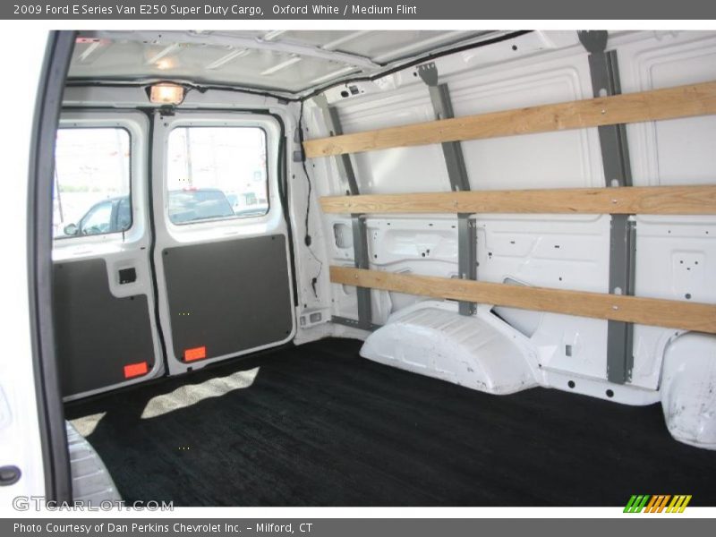 Oxford White / Medium Flint 2009 Ford E Series Van E250 Super Duty Cargo