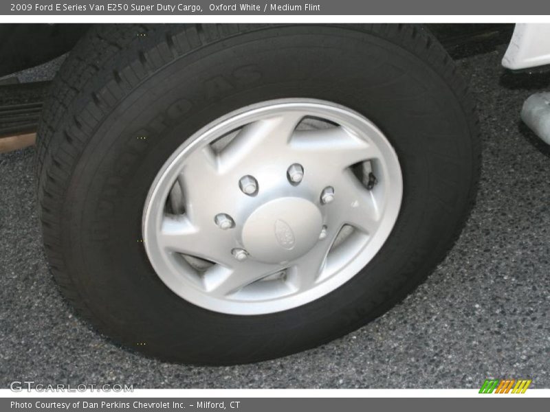 Oxford White / Medium Flint 2009 Ford E Series Van E250 Super Duty Cargo