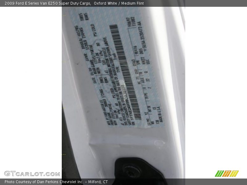 Oxford White / Medium Flint 2009 Ford E Series Van E250 Super Duty Cargo