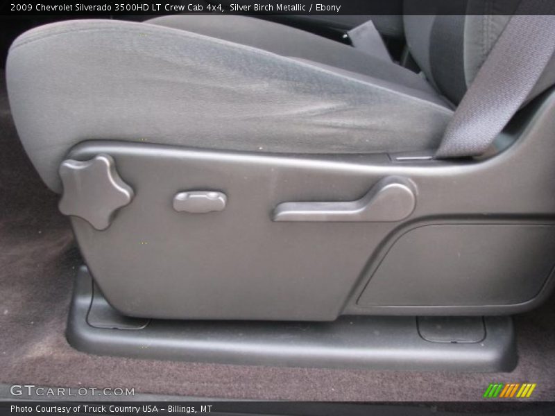 Silver Birch Metallic / Ebony 2009 Chevrolet Silverado 3500HD LT Crew Cab 4x4
