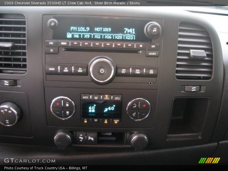 Silver Birch Metallic / Ebony 2009 Chevrolet Silverado 3500HD LT Crew Cab 4x4