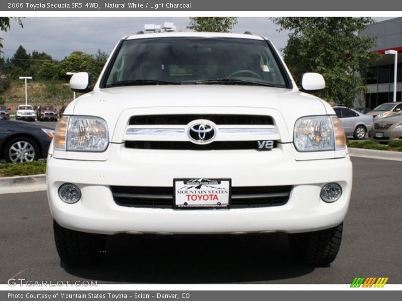Natural White / Light Charcoal 2006 Toyota Sequoia SR5 4WD