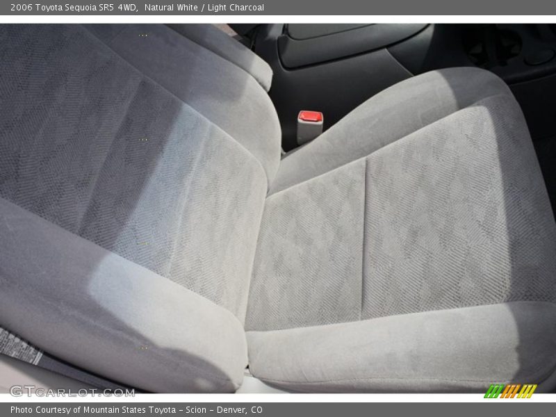 Natural White / Light Charcoal 2006 Toyota Sequoia SR5 4WD