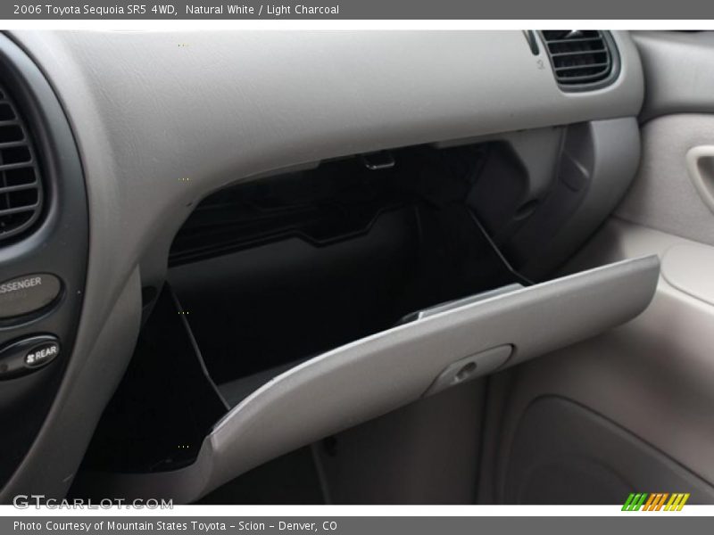 Natural White / Light Charcoal 2006 Toyota Sequoia SR5 4WD