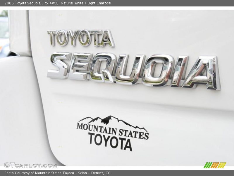 Natural White / Light Charcoal 2006 Toyota Sequoia SR5 4WD