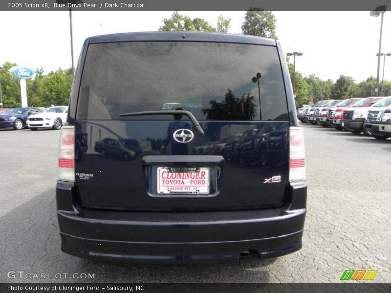 Blue Onyx Pearl / Dark Charcoal 2005 Scion xB