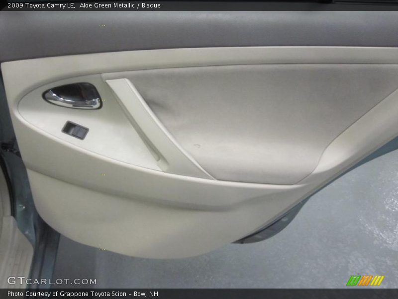 Aloe Green Metallic / Bisque 2009 Toyota Camry LE